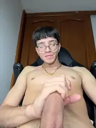 ArthurDavies_ webcam model stream image