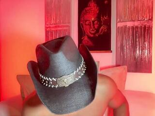 Luke Wayne webcam model stream image