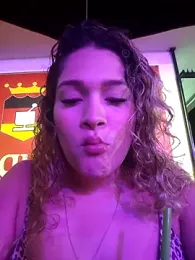 Sara_smiiith211 webcam model stream image