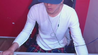 Larry_Art_A webcam model stream image