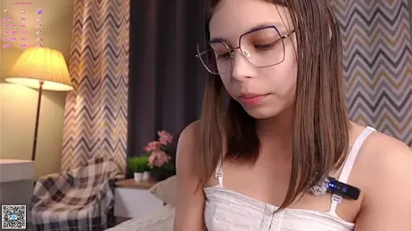 DarelleFare webcam stripchat model stream image