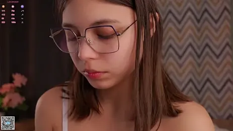DarelleFare webcam model stream image