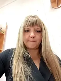 Office_Albertina webcam model stream image