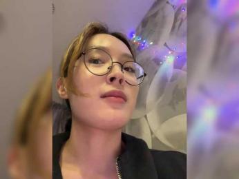 Littleotter webcam model stream image