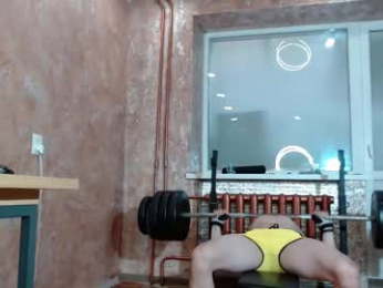 leoroman webcam model stream image