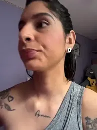charlotte_stevenss_ webcam model stream image