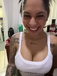 charlotte_stevenss_ webcam model stream image