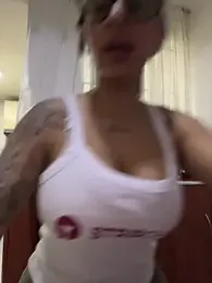 charlotte_stevenss_ webcam model stream image