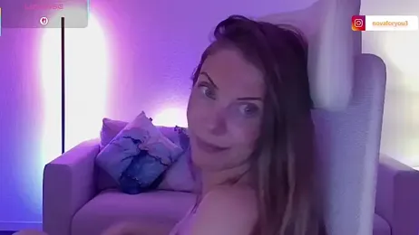 Nova-Lee webcam model stream image