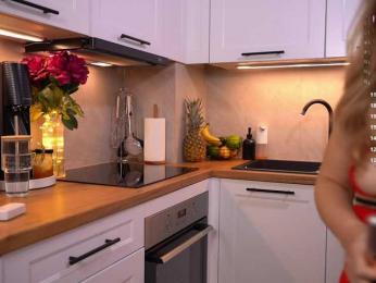 -Anitaraj- webcam model stream image