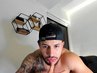 Santos Ramirez webcam model stream image