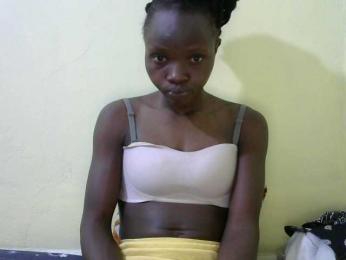 Prettyebony2 webcam model stream image