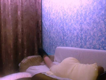 1CrazyPussy webcam bongacams model stream image