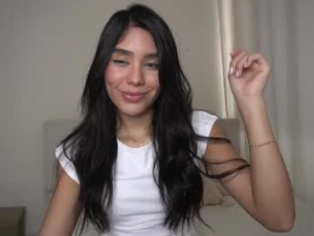 veroniqe_lounge webcam model stream image