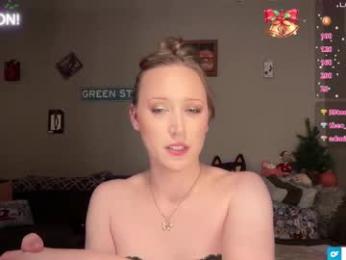 greenxxxqueen webcam model stream image