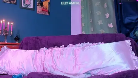 LillyAmore webcam model stream image