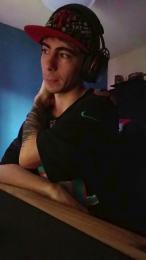 skinnywhitebull webcam model stream image