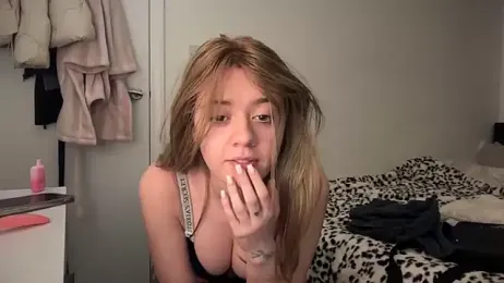 YasmineLace webcam model stream image