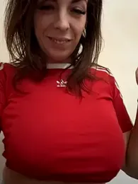 Almmaxxxx webcam model stream image