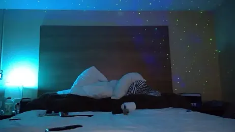 cosmiccloudpig webcam model stream image