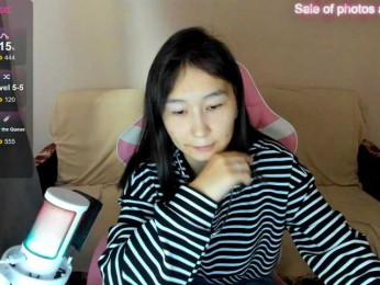 ElliMilka webcam model stream image