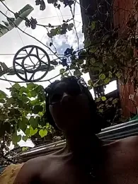 chikivivi- webcam stripchat model stream image