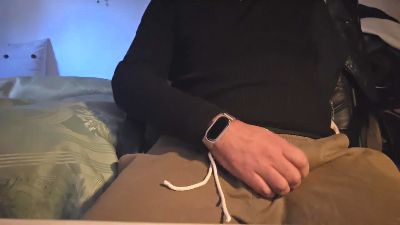 JoyzHot webcam model stream image