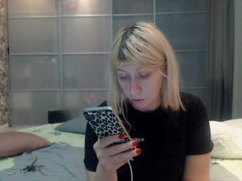 KyliePag webcam model stream image