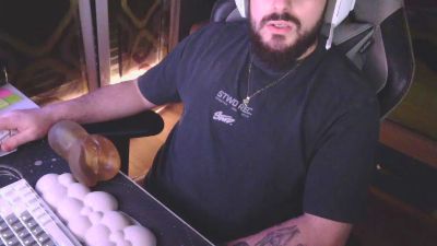 yosi001 webcam model stream image