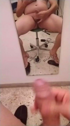 gigi550 webcam cam4 model stream image