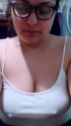 ari_5 webcam model stream image
