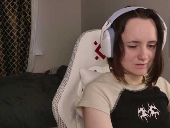 LunaL0ve webcam model stream image