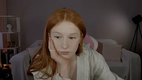 Leahsthetics webcam model stream image