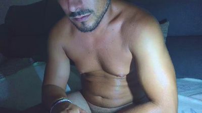 Pinaro35 webcam model stream image