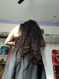 maahi-satva webcam model stream image