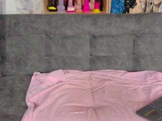victoria-vega1 webcam model stream image