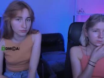 gloria_bubble webcam model stream image