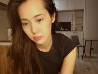 lilly_sweeet webcam chaturbate model stream image