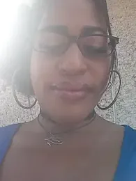 AmazonianMistress webcam model stream image