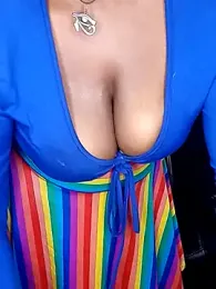 AmazonianMistress webcam model stream image
