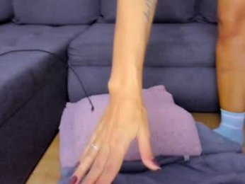 alphaqueenx webcam chaturbate model stream image