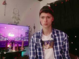 Tyler Thin webcam model stream image