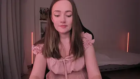 WalkingGirl webcam model stream image