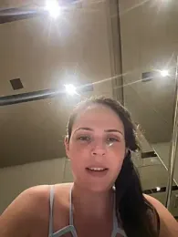 Lady_LauraRose webcam model stream image