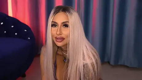 GoldenAmber webcam model stream image