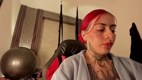 selene_red_ webcam model stream image