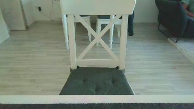 heba08 webcam model stream image