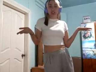 kerrieneloms webcam model stream image