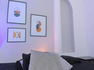 Valentina Anderson webcam model stream image