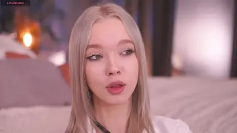 TastyTiffy webcam model stream image